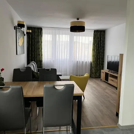 Beim Lennox Apartment