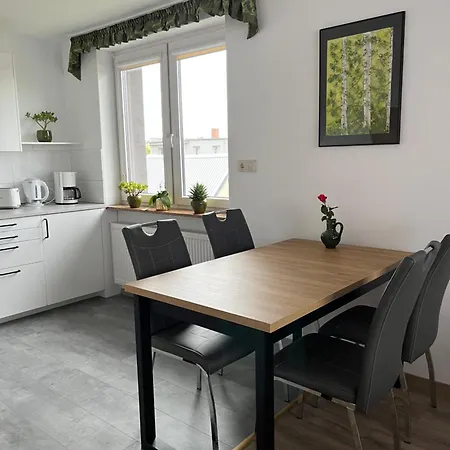 Beim Lennox Apartment *
